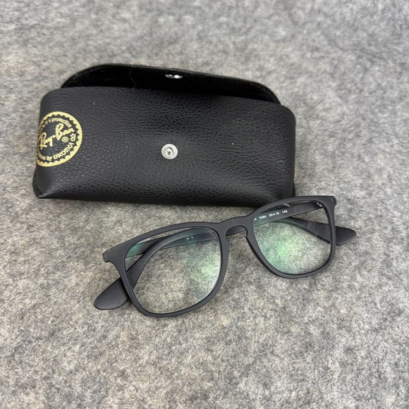 Ray-Ban Classic Black Sunglasses with Case - Picture 8 of 8